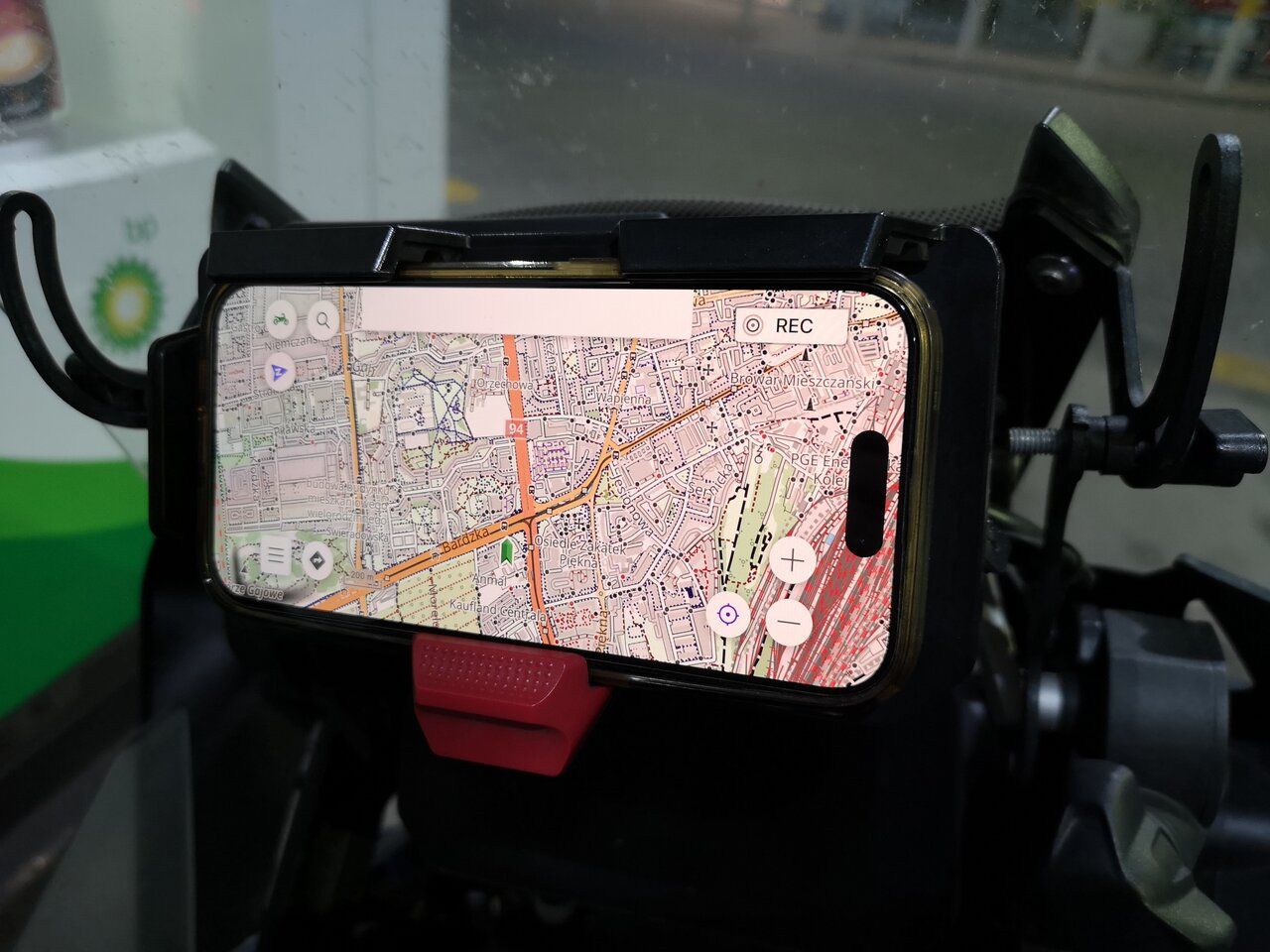 iPhone у якасьці навігатара на матацыкле