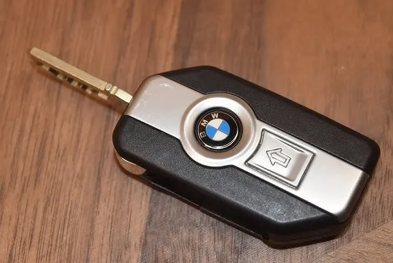 Арыгінальны ключ BMW з бесключавым запускам