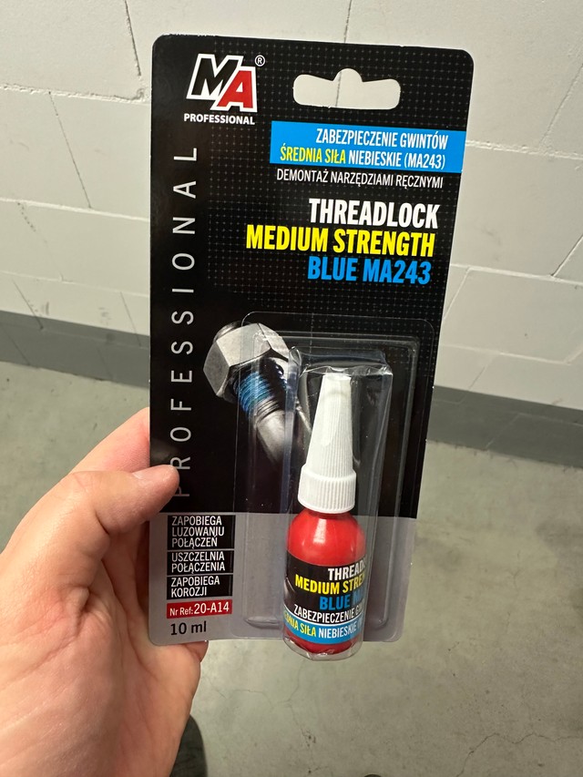 Усе ніты ўкручваюцца толькі разам з фіксатарам разьбы ці разьбовым клеем