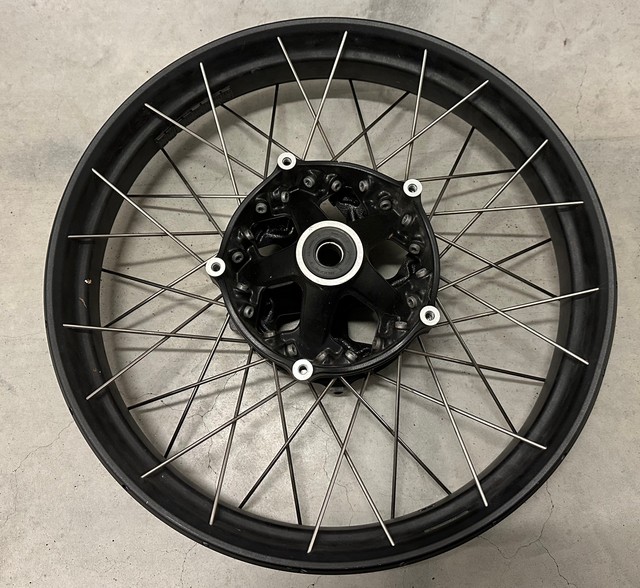 Пярэдні вобад BMW R1250GS