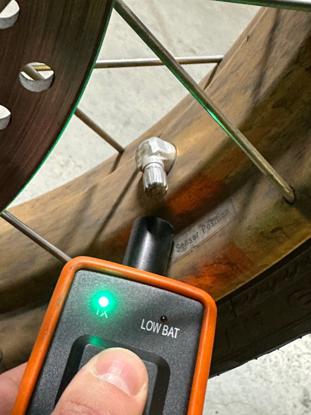 Пабудка чуйніка ўнутры кола