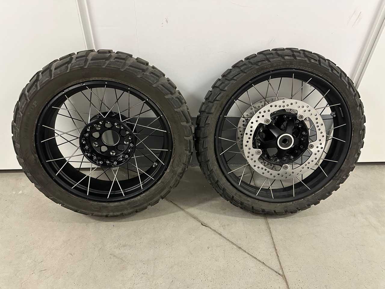 Другі камплект колаў для BMW R1250GS