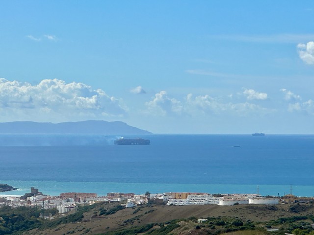 Караблі плывуць у Атлантычны акіян