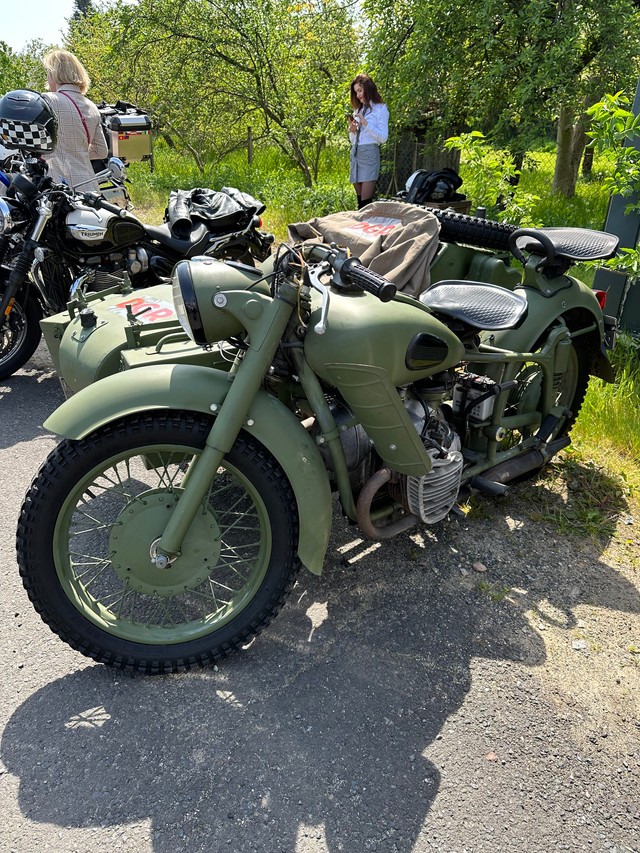 Вось і такія апараты прыязджаюць К-750