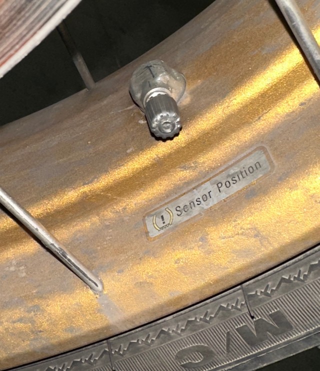 Пазіцыю чуйніка можна падкажа наклейка