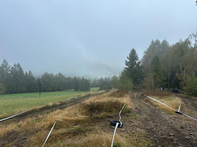 Трэба было некалькі разоў зьмейкай з'ехаць, а потым падняцца назад